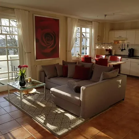 Modern Near Seabeach * Binz