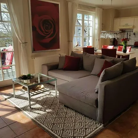 Modern Near Seabeach * Binz