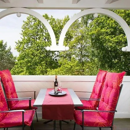 Modern Near Seabeach